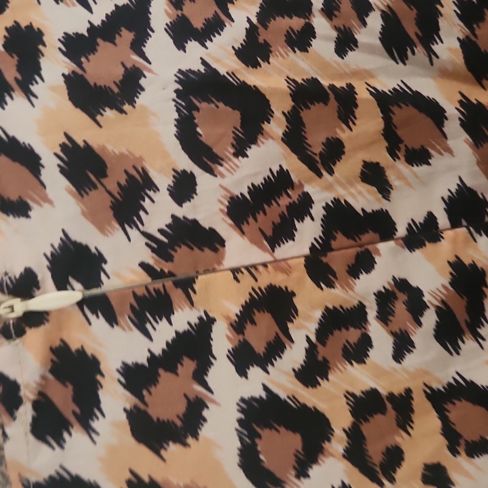 Jodifl Leopard Print Bows Peplum  Sleeveless Top - Picture 5 of 6